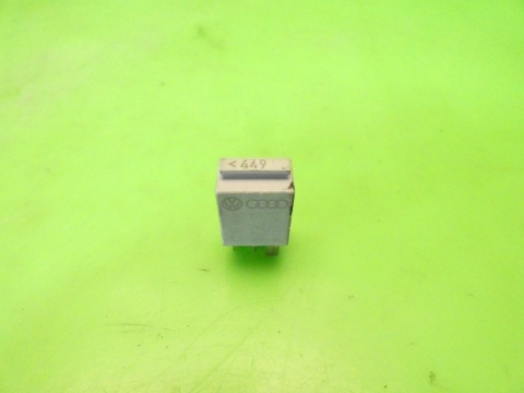 Przekaźnik 449 1K0951253 AUDI A3 8P 1.6 8V 03-05