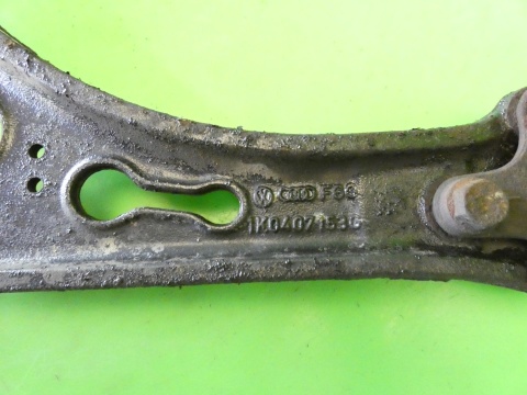 Wahacz lewy przód 1K0407153G VW TOURAN I 1T 1.9 TDI 03-06