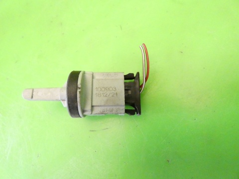 Czujnik temperatury wewnętrznej 1K0907543A AUDI A3 8P 1.6 8V 03-05