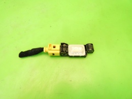 Czujnik uderzeniowy prawy tył 4B0959643E AUDI A3 8P 1.6 8V 03-05