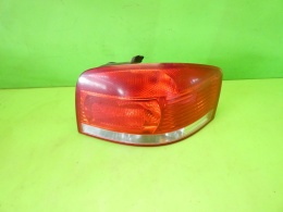 Lampa prawa tył 8P0945096 AUDI A3 8P HB 3D 03-05