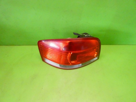 Lampa lewa tył 8P0945095 AUDI A3 8P HB 3D 03-05