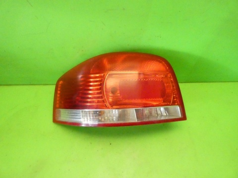 Lampa lewa tył 8P0945095 AUDI A3 8P HB 3D 03-05