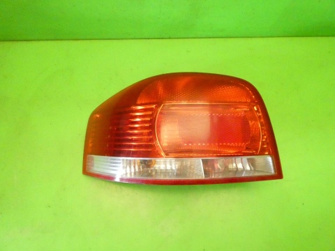 Lampa lewa tył 8P0945095 AUDI A3 8P HB 3D 03-05