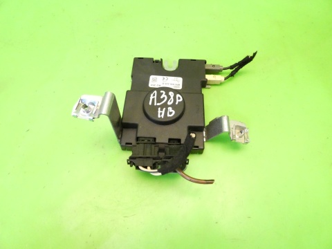 Wzmacniacz anteny 8P0035225D AUDI A3 8P 1.6 8V 03-05