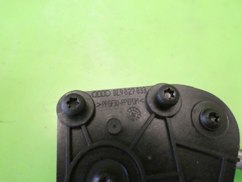 Siłownik zamka centralnego klapy tył bagażnika AUDI A3 8P HB 3D 03-05