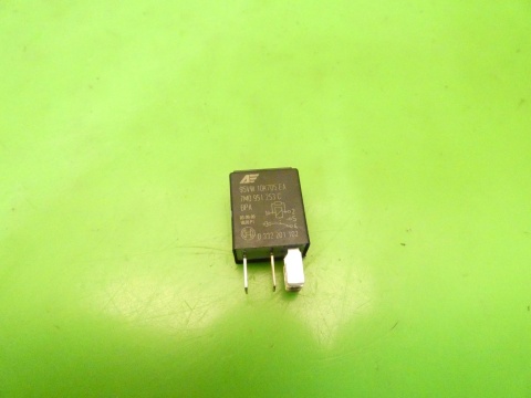 Przekaźnik 404 7M0951253C AUDI A3 8P 1.6 8V 03-05