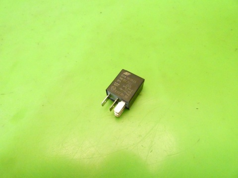 Przekaźnik 404 7M0951253C AUDI A3 8P 1.6 8V 03-05