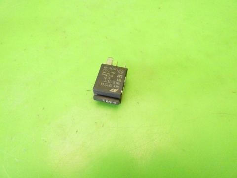 Przekaźnik 404 7M0951253C AUDI A3 8P 1.6 8V 03-05