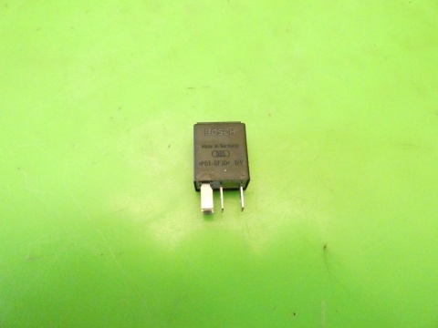 Przekaźnik 404 7M0951253C AUDI A3 8P 1.6 8V 03-05