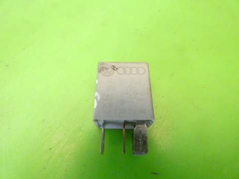 Przekaźnik 449 1K0951253 AUDI A3 8P 1.6 8V 03-05