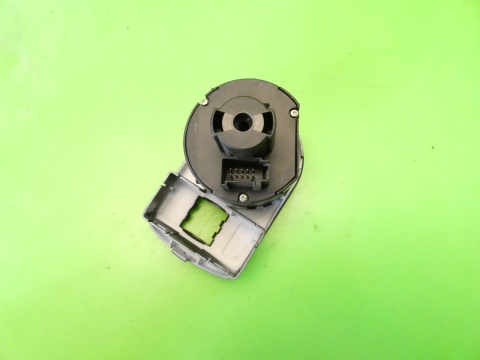 Przełącznik włącznik świateł 8P1941531C AUDI A3 8P 03-05