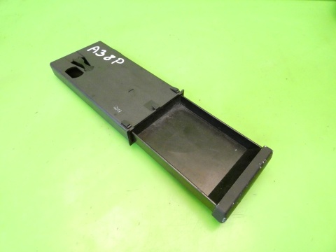 Schowek szuflada na karty wizytówki 8P0941561 AUDI A3 8P 03-05