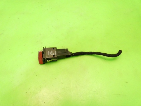 Przełącznik świateł awaryjnych 8P0941509 AUDI A3 8P 03-05