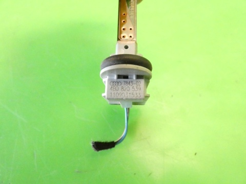 Czujnik temperatury nawiewu 4B0820539 AUDI A3 8P 1.6 8V 03-05