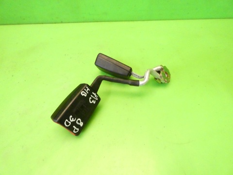 Zatrzask zapięcie pasa lewy tył środek 8P0857739B AUDI A3 8P HB 3D 03-05