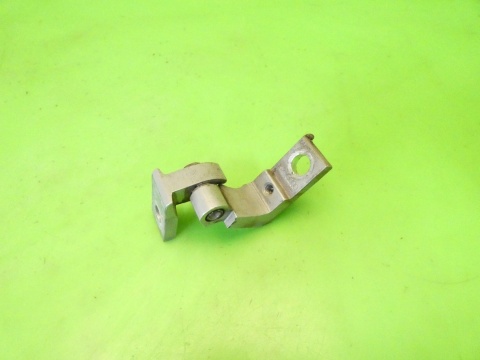 Zawias drzwi prawy przód góra LY7W AUDI A3 8P HB 3D