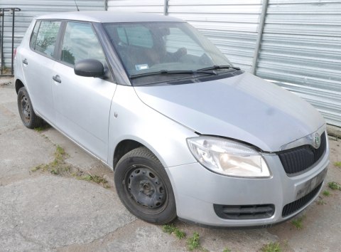 ZBIORNICZEK SPRYSKIWACZY SKODA FABIA II 5J 06-10 ZBIORNICZEK SPRYSKIWACZY SKODA FABIA II 5J 06-10