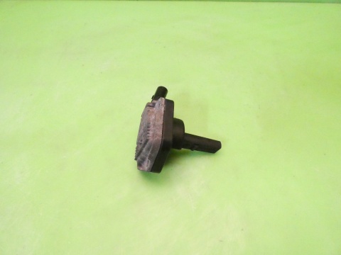 Czujnik poziomu oleju 1J0907660C AUDI A3 8P 1.6 8V 03-05
