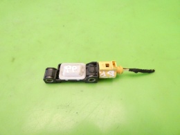 Czujnik uderzeniowy prawy przód 4B0959643E AUDI A3 8P 1.6 8V 03-05