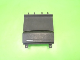 Popielniczka przód 8P0857951 8P0864147 AUDI A3 8P 03-05