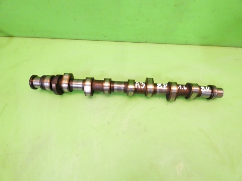 Wałek rozrządu 06BG AUDI A3 8P 1.6 8V BGU 03-05