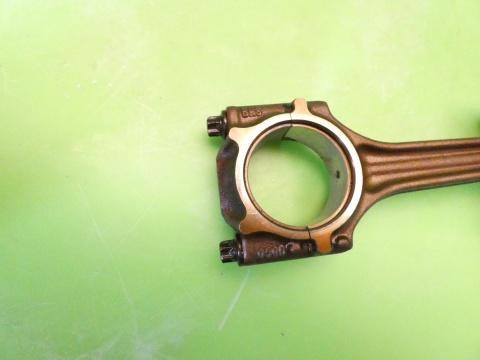 Tłok korbowód 80.965 81L63 R041 Mahle AUDI A3 8P 1.6 8V 03-05