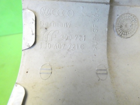 Osłona przegubu półosi 1J0407721C AUDI A3 8P 1.6 8V 03-05