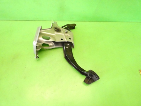 Pedał hamulca 1K1721057L AUDI A3 8P 1.6 8V 03-05