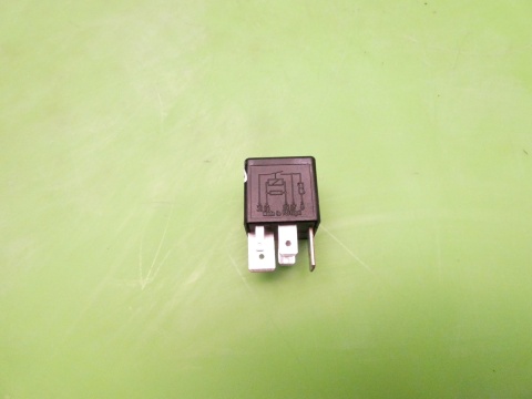 Przekaźnik 433 3D0951253A AUDI A3 8P 1.6 8V 03-05