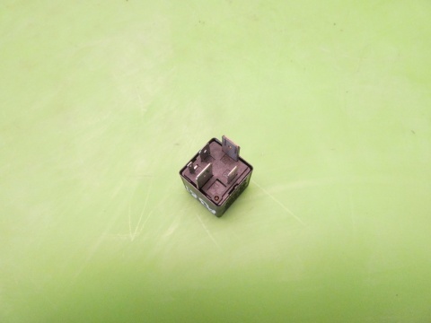 Przekaźnik 433 3D0951253A AUDI A3 8P 1.6 8V 03-05