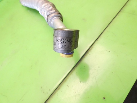 Rurka przewód klimatyzacji 1K0820743AK AUDI A3 8P 1.6 8V 03-05