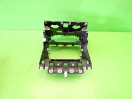 Kieszeń stelaż ramka radia 1din 8P0858005B AUDI A3 8P 03-05