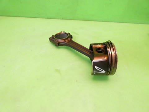 Tłok korbowód 80.965 81L63 R041 Mahle AUDI A3 8P 1.6 8V 03-05