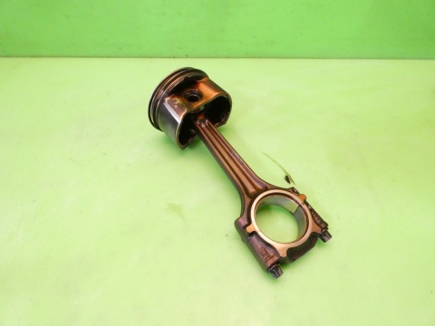 Tłok korbowód 80.965 81L63 R041 Mahle AUDI A3 8P 1.6 8V 03-05