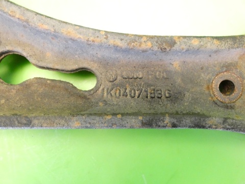 Wahacz prawy przód 1K0407153G AUDI A3 8P 1.6 8V HB 3D 03-05