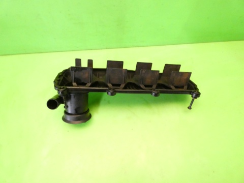 Pokrywa zaworów AUDI A3 8P 1.6 8V BGU 03-05