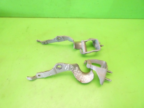 Zawiasy klapy tył bagażnika LY7W AUDI A3 8P HB 3D 03-05