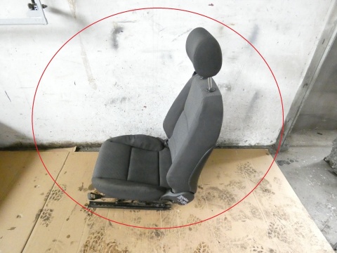 Fotel pasażera prawy przód AUDI A3 8P HB 3D 03-05