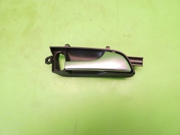 Klamka wewnętrzna prawa przód 8P3867020B AUDI A3 8P HB 3D 03-05