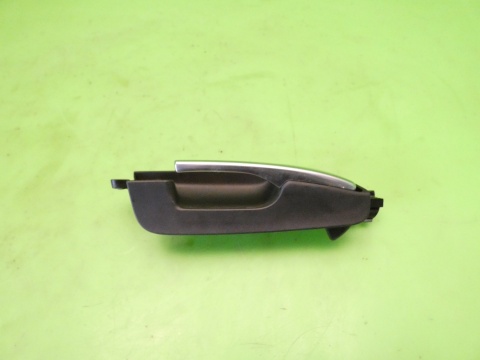 Klamka wewnętrzna prawa przód 8P3867020B AUDI A3 8P HB 3D 03-05
