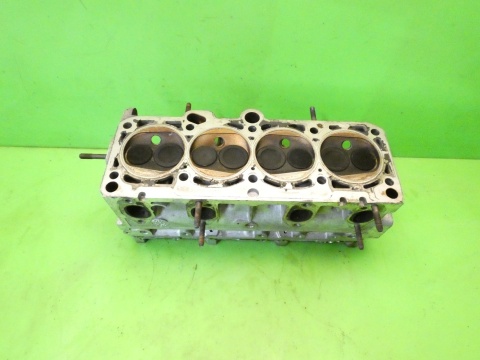 Głowica z zaworami 06B103373T AUDI A3 8P 1.6 8V BGU 03-05