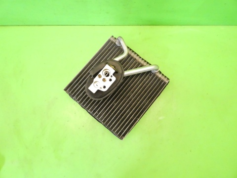 Parownik klimatyzacji zawór rozprężny F666902Z-C AUDI A3 8P 1.6 8V 03-05