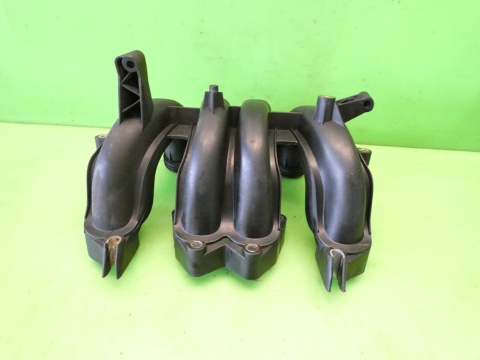 Kolektor ssący dolotowy 06A133206AJ AUDI A3 8P 1.6 8V BGU 03-05