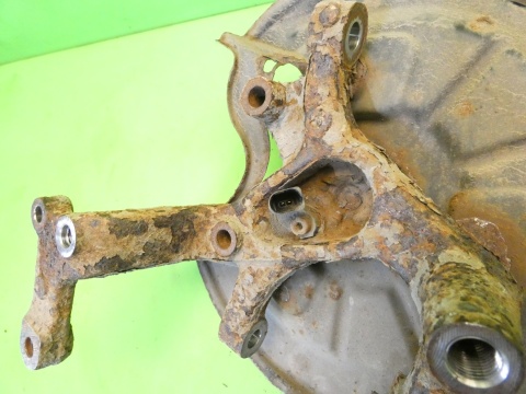 Zwrotnica piasta prawa tył AUDI A3 8P 1.6 8V HB 3D 03-05