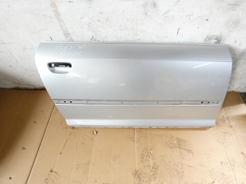 Drzwi prawe przód LY7W AUDI A3 8P HB 3D 03-05