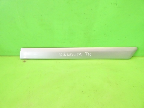 Listwa błotnika lewa tył 8P3853983B LY7W AUDI A3 8P HB 3D 03-05