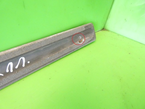 Listwa drzwiowa lewa przód 8P3853953D LY7W AUDI A3 8P HB 3D 03-05