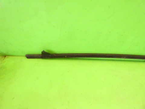 Listwa zgarniająca prawa przód 8P3837478C AUDI A3 8P HB 3D 03-05