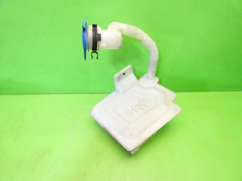 Zbiorniczek płynu spryskiwaczy 1K0955453Q AUDI A3 8P 1.6 8V 03-05